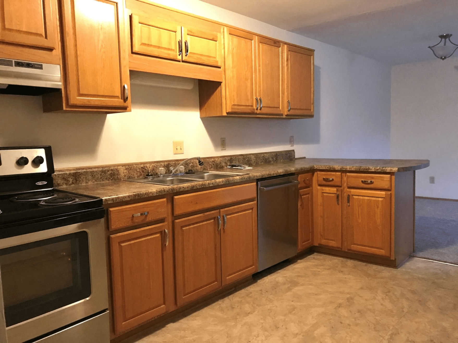 Grand Hampton - Kitchen Wooden